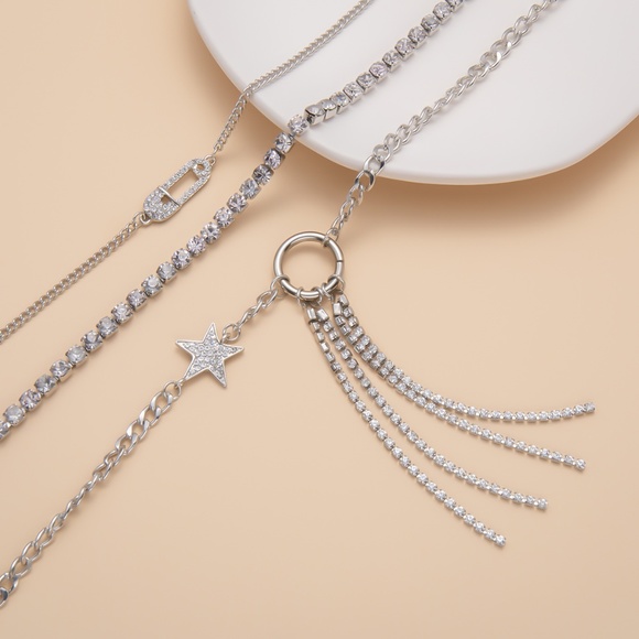 Bundle of 3 Silver Star Rhinestone Necklace. - Picture 4 of 5